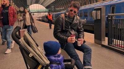 Kıvanç Tatlıtuğ’dan Kurt Efe'li yeni poz! Fotoğraf sosyal medyaya damga vurdu