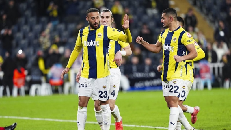 Cenk Tosun, Fenerbahçe formasıyla 2. golüne imza attı