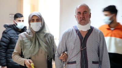 Muş'ta annesini götürdüğü hastanede dudak kanseri olduğunu öğrendi