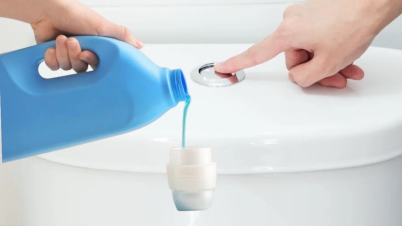 Otelciler böyle yapıyor; Sifon haznesine yumuşatıcı dökün, bakın neler olacak...