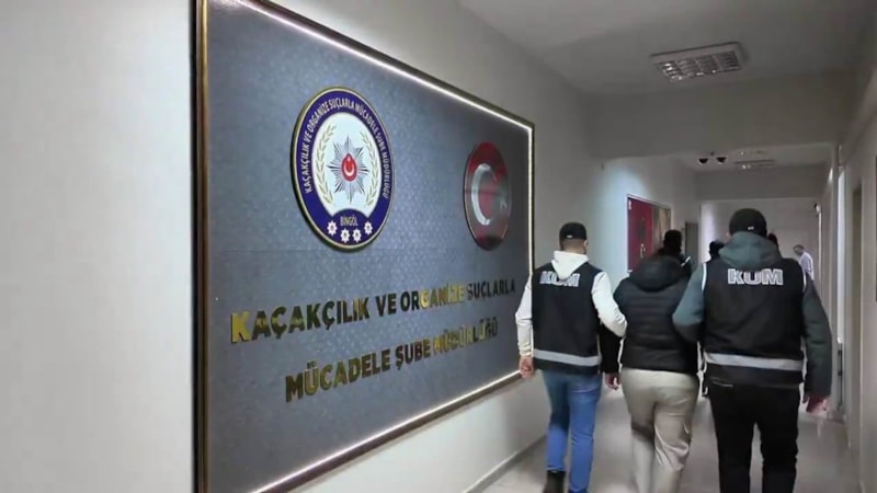 Bingöl’de ruhsatsız silah operasyonu: 4 şüpheli tutuklandı