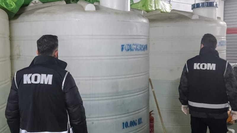 Manisa’da kaçak alkol operasyonu: Binlerce litre etil alkol ele geçirildi