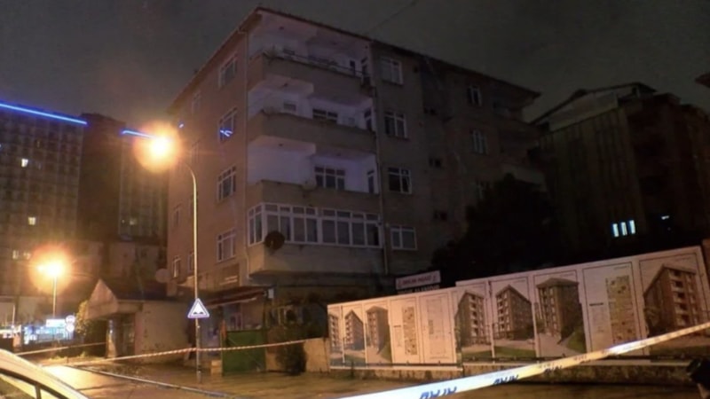 Tuzla'da kolonlarından ses gelen 4 katlı bina boşaltıldı