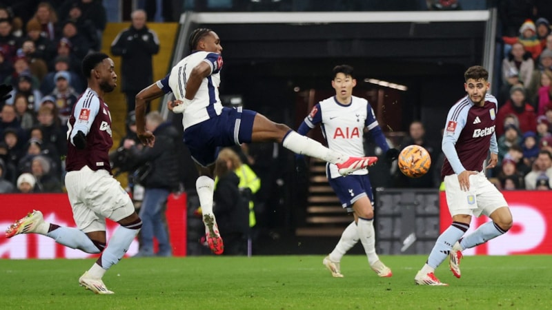 Tottenham'ı yenen Aston Villa turladı