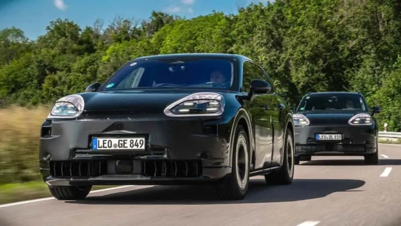 Porsche, elektrikli otomobillere geçmek için acele etmiyor