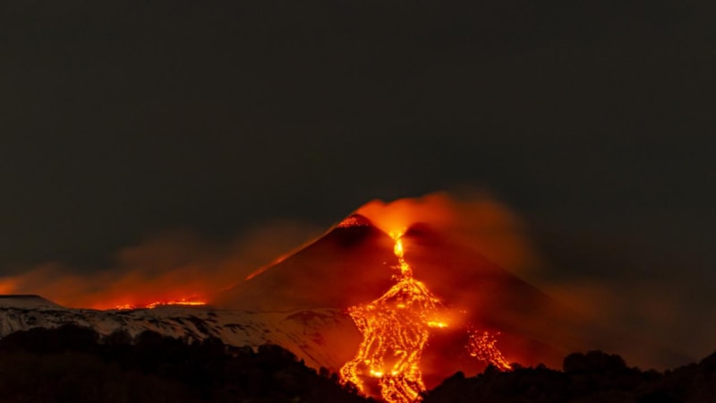 Etna Yanardağı nerede, hangi ülke sınırlarında? Etna Yanardağı aktif mi?