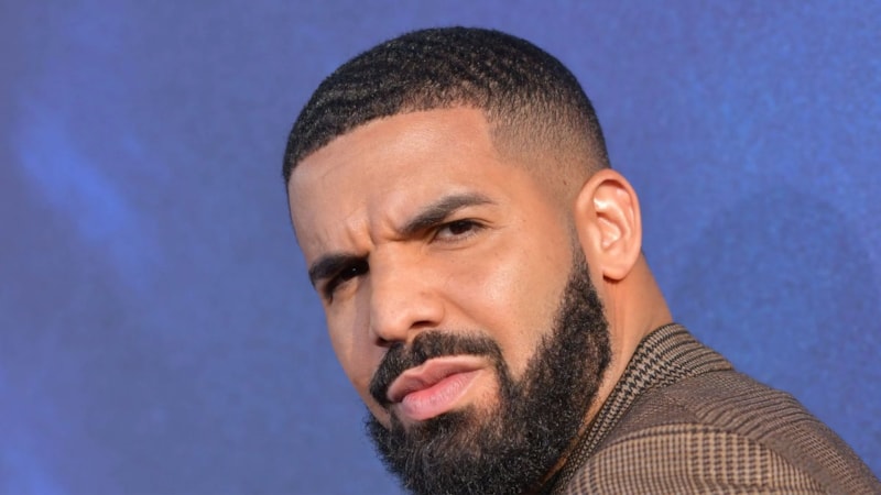 Ünlü rapçi Drake konser sonrası verdiği yemek siparişiyle gündem oldu