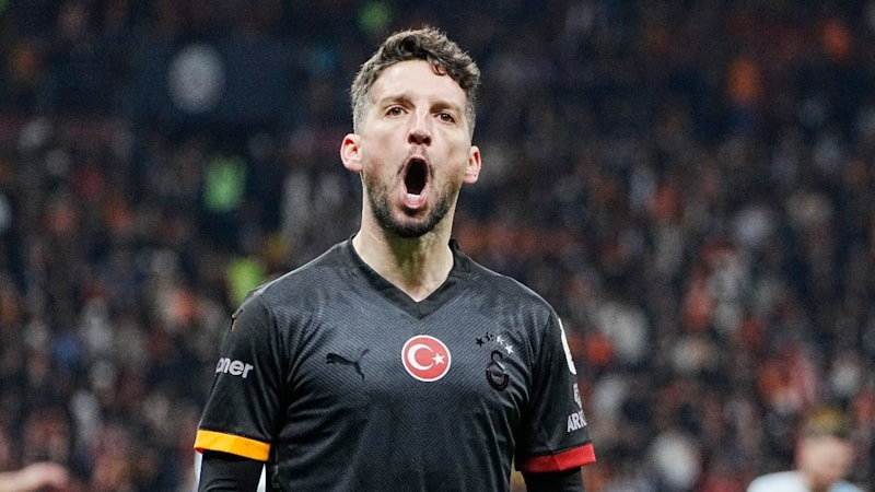 Galatasaray'dan Dries Mertens paylaşımı