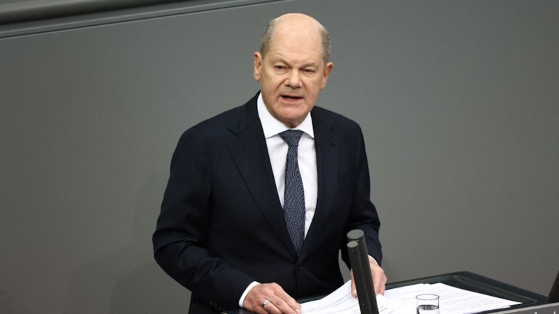 Olaf Scholz'dan ABD'nin vergi kararına tepki: AB hep birlikte karşılık verecek