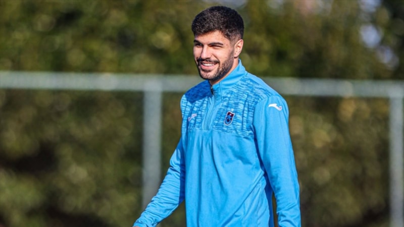 Trabzonspor'un sözleşmesi feshettiği Eren Elmalı, Galatasaray'a transfer oldu