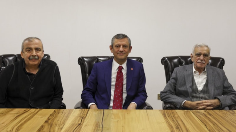 CHP Genel Başkanı Özgür Özel'den Ahmet Türk'e ziyaret