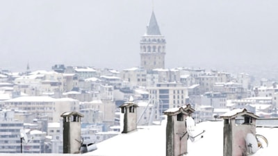 Meteoroloji ve AKOM'dan peş peşe uyarılar: Kar Anadolu Yakası'na kayacak