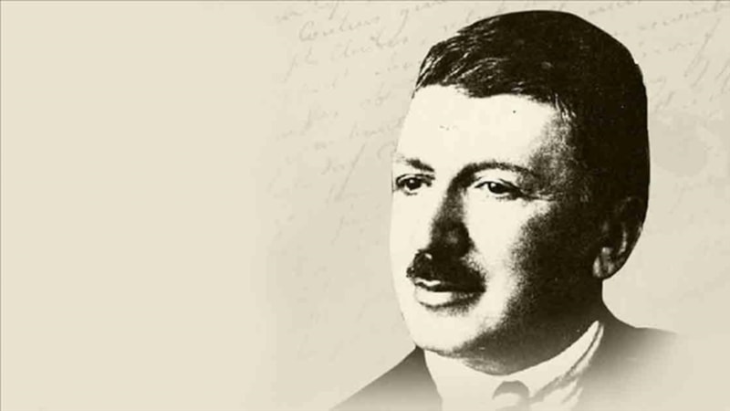 Güzelliğin ve ahengin peşindeki şair: Cenap Şahabettin