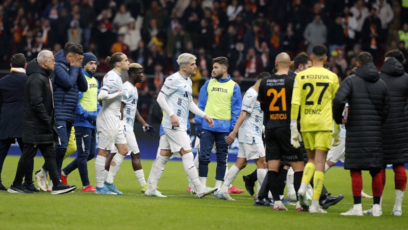 TFF'den sahadan çekilen takımlara yeni ceza: Küme düşecekler