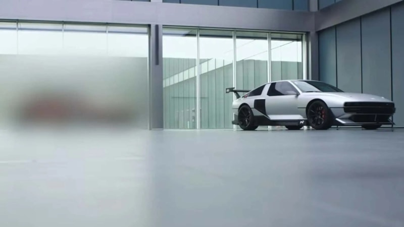 Hyundai, N Vision 74'ü seri üretime hazırlıyor