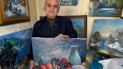 Bartınlı uzman doktor, 52 yıldır yağlı boya resim yapıyor: Resim benim için bir tutku