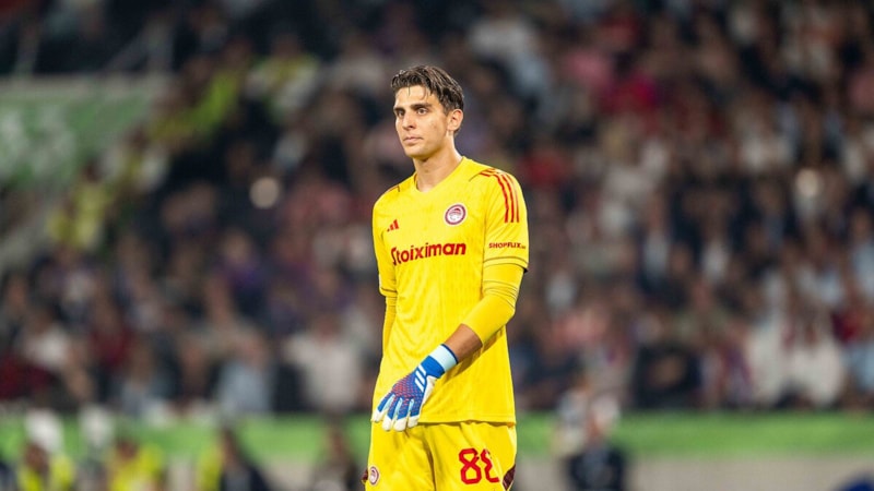 Galatasaray'ın kaleci adayları: Konstantinos Tzolakis ve Berke Özer