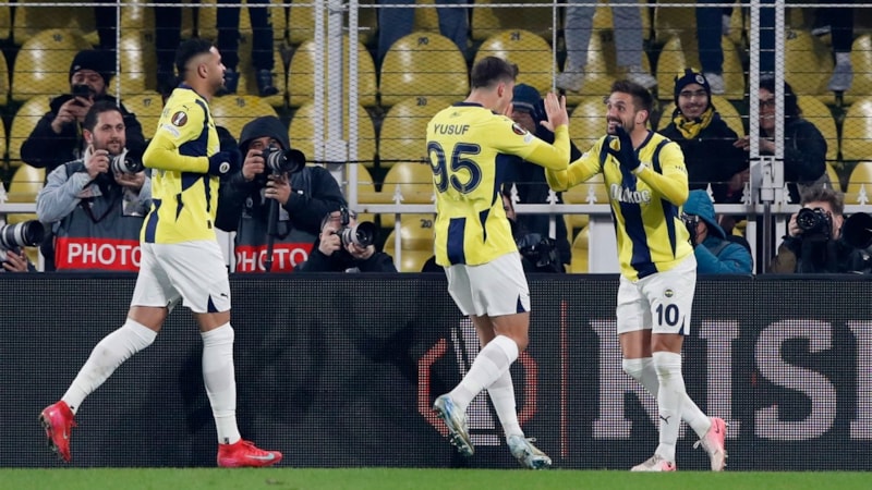 Fenerbahçe, Anderlecht'i devirdi