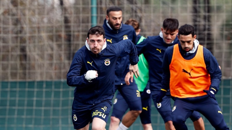 Fenerbahçe, Kasımpaşa maçı hazırlıklarına başladı