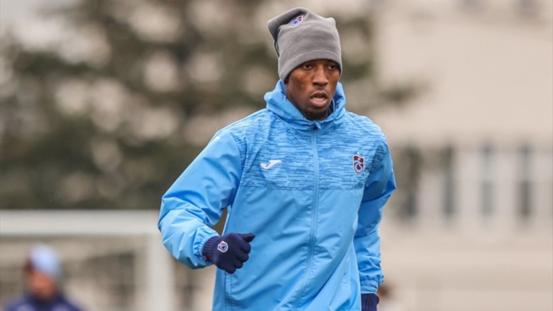 Trabzonspor'un Beşiktaş maçında gol güvencesi Simon Banza