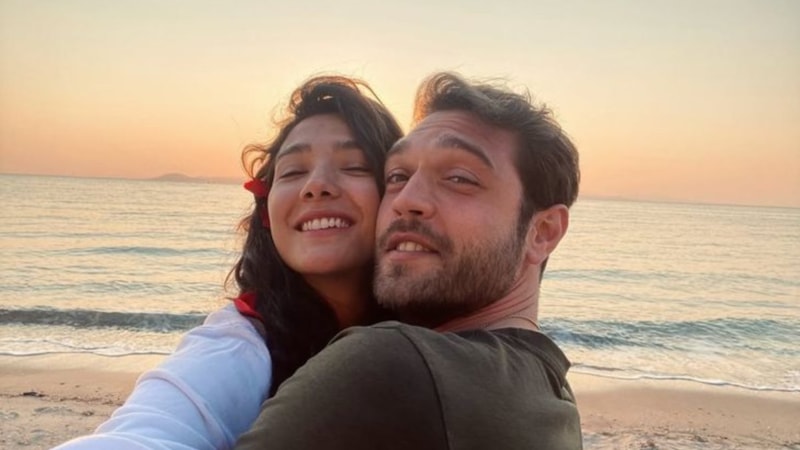 Aybüke Pusat ve Furkan Andıç'tan aşk pozu