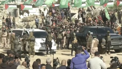 Gazze'de esir takasının altıncı turu: Hamas esirleri Kızılhaç'a teslim etti