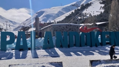 Palandöken'de kayakçılara kapalı olan alanda çığ