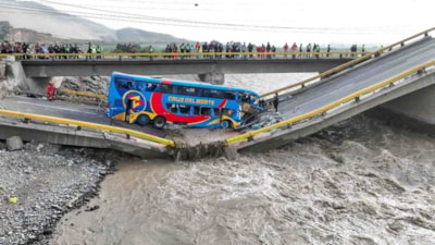 Peru'da köprü çöktü: 2 ölü, 41 yaralı