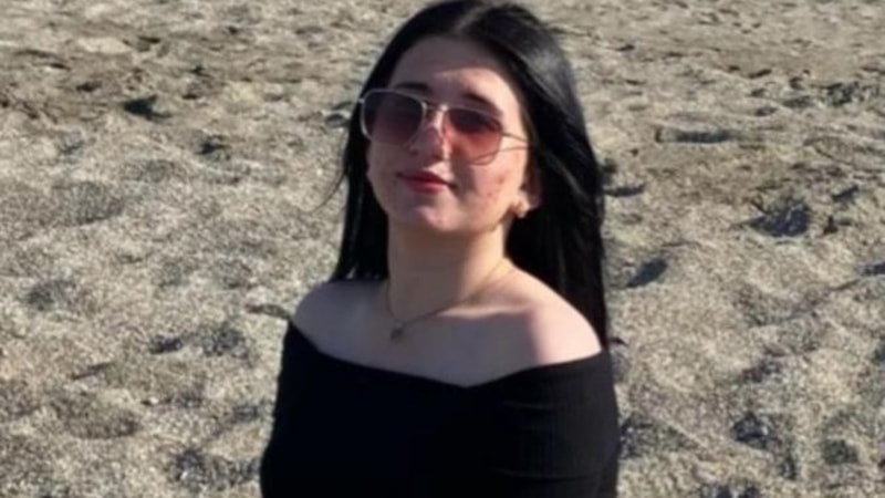 Antalya'da motosikletin çarptığı genç kadın yaşam mücadelesini kaybetti