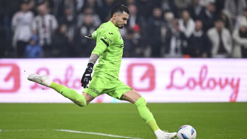 Trabzonspor'dan Uğurcan Çakır'a destek