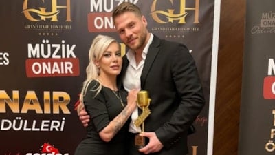 Eşi çılgına döndü! Bahar Candan, Survivor Yunus Emre'ye mesaj attı