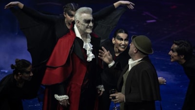 Tamer Karadağlı Dracula rolünde