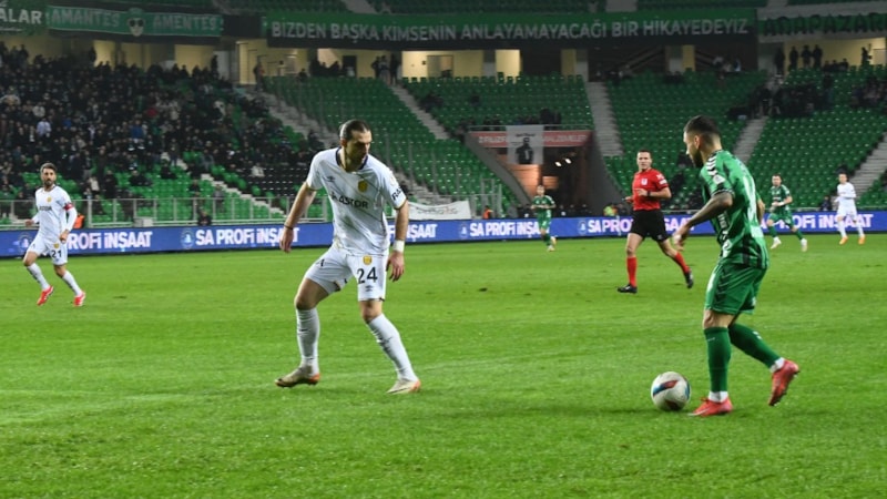 Sakaryaspor - Ankaragücü maçında kazanan çıkmadı