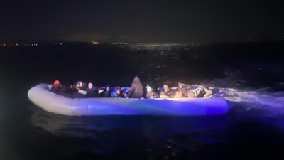 İzmir açıklarında çok sayıda düzensiz göçmen kurtarıldı