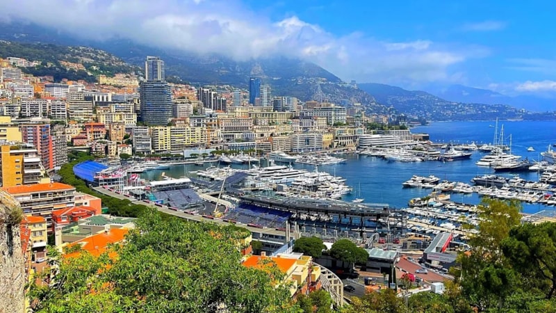 Dünyanın en zengin ülkesi şaşırttı! O ülkenin kendisi küçük ama ekonomisi büyük