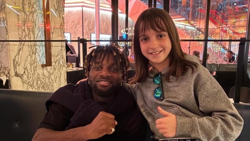 Aziz Yıldırım'ın kızı Yaz, Reece James ile görüntülü görüştü