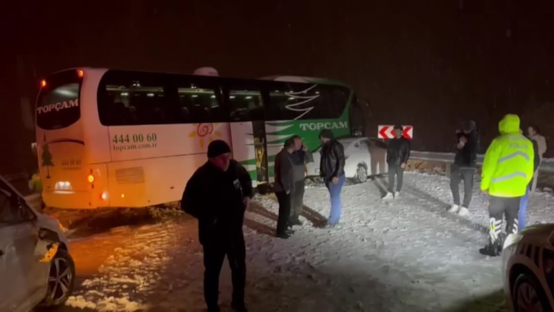 Amasya'da zincirleme kaza: 2 yaralı