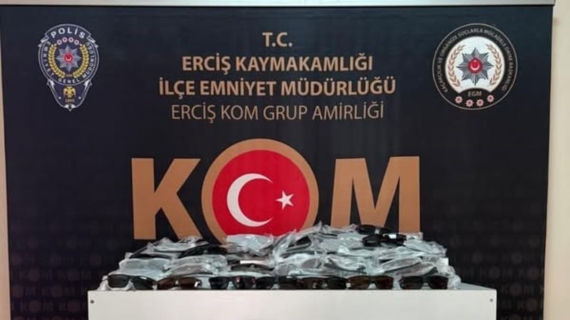 Van'da kaçakçılık yapan iş yerine baskın