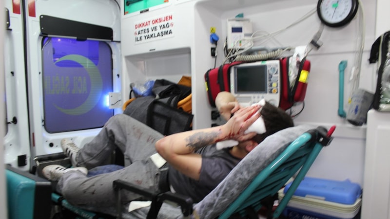 Aksaray'a polisten kaçan ehliyetsiz sürücü kaza yaptı