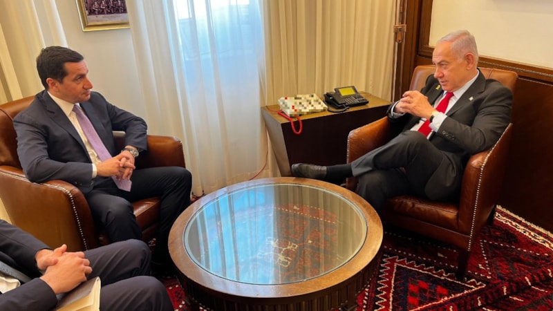 Azerbaycan Cumhurbaşkanı Yardımcısı Hacıyev'le görüşen Netanyahu'nun rahatlığı