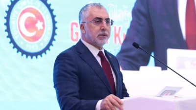 Çalışma ve Sosyal Güvenlik Bakanı Vedat Işıkhan'ın ablası yaşamını yitirdi