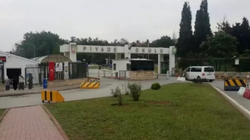 Tuzla Piyade Okulu'nda Atatürk fotoğrafı tartışması: Teğmen hakkındaki ihraç kararı iptal edildi