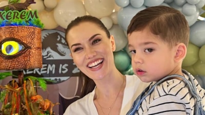 Burak Özçivit ile Fahriye Evcen küçük oğulları Kerem için doğum günü partisi düzenledi