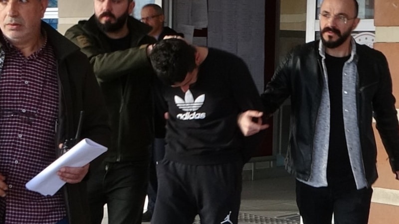 Kastamonu'da babasının komşusunu öldüren zanlıya müebbet hapis talebi