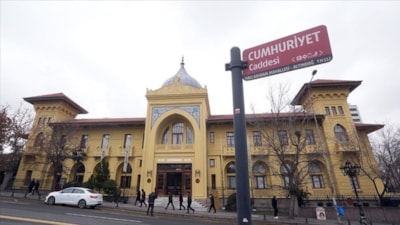 Ankara Palas Müzesi, 1200'e yakın tarihi eserle ziyaretçileri ağırlıyor