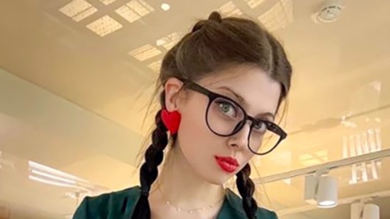 Saatlerce kaynar suyun altında kalan Rus fenomen yaşamını yitirdi