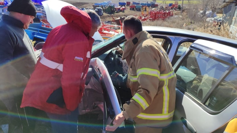 Burdur’da iki otomobil çarpıştı: 2 yaralı