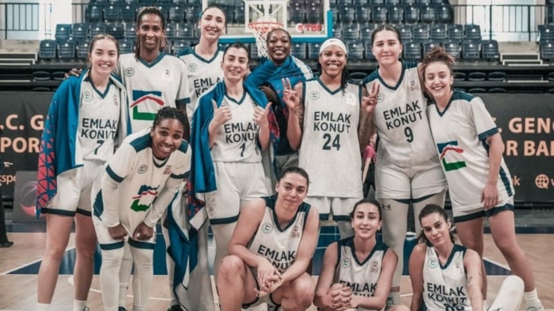 Emlak Konut'tan Bodrum Basketbol'a 45 sayılık fark!