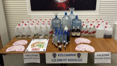 Ankara'da kaçak alkol operasyonunda 2 kişi suçüstü yakalandı