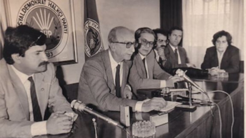 Ümit Yenişehirli yazdı: CHP'nin milli sporu “Mahkemelik Kongreler”